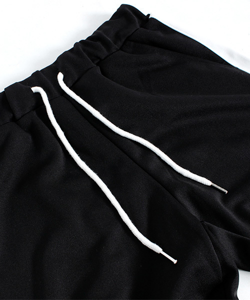 MONO-MART（モノマート）の「テーパードシルエットラインパンツ セミワイド トラックパンツ（その他パンツ・メンズ・ブラック/ブラック×レッド/パープル系その他/ブラック×ゴールド・FREE）」の16枚目の写真