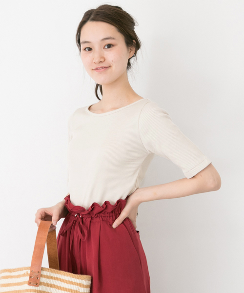 URBAN RESEARCH（アーバンリサーチ）の「UR ボートネックテレコカットソー（Tシャツ/カットソー・レディース・オフホワイト/イエロー/ライトベージュ/ブラウン系その他/ブラック・FREE）」の5枚目の写真