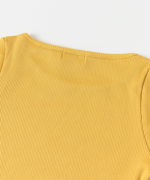 URBAN RESEARCH（アーバンリサーチ）の「UR ボートネックテレコカットソー（Tシャツ/カットソー・レディース・オフホワイト/イエロー/ライトベージュ/ブラウン系その他/ブラック・FREE）」の6枚目の写真