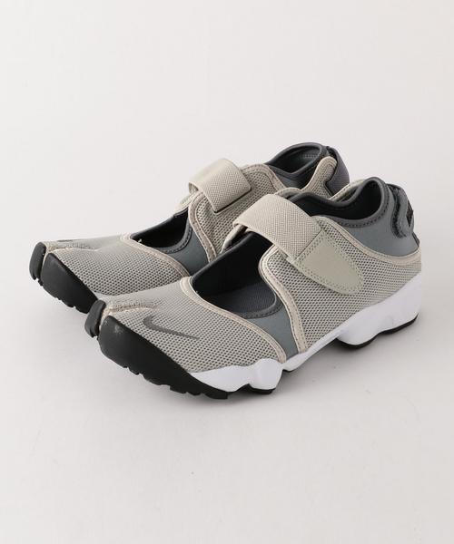 NIKE(ナイキ)の「NIKE(ナイキ) ウィメンズ エアリフト(スニーカー・レディース・ホワイト/ブラック/ベージュ・25cm/23cm/24cm)」の7枚目の写真