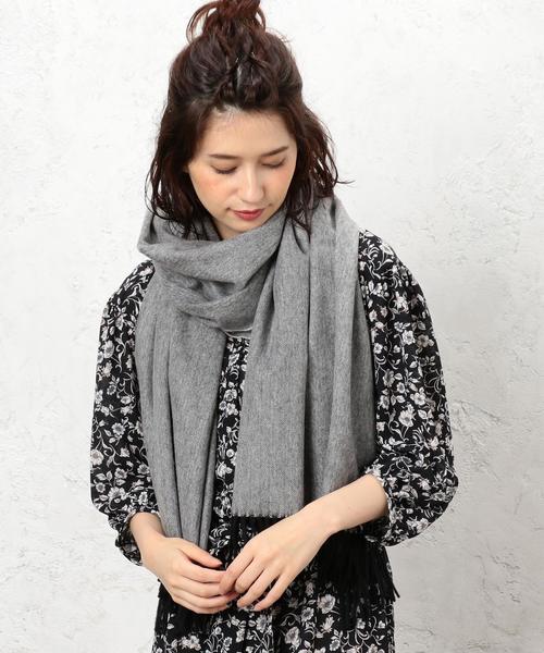 Johnstons of Elgin（ジョンストンズオブエルガン）の「[別注][ジョンストンズ]JOHNSTONS SOLID ストール 17FW ◆（ストール/ショール・レディース・ブラック/ワイン/その他1・FREE）」の13枚目の写真