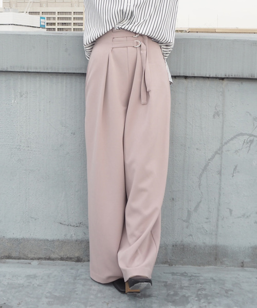 MURUA(ムルーア)の「ダブルベルトワイドパンツ(その他パンツ・レディース・その他1/ブラック/ピンク・1/2)」の3枚目の写真