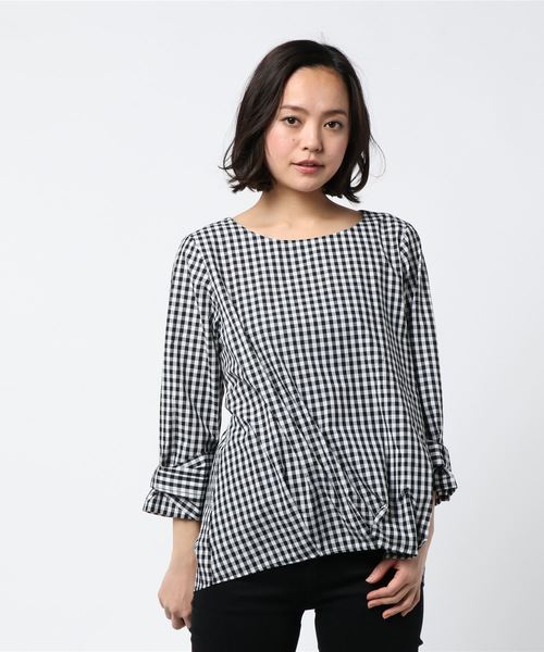 LBC（エルビーシー）の「フロントタックTブラウス      （シャツ/ブラウス・レディース・ホワイト/ブラック/ネイビー・MEDIUM/LARGE）」の7枚目の写真