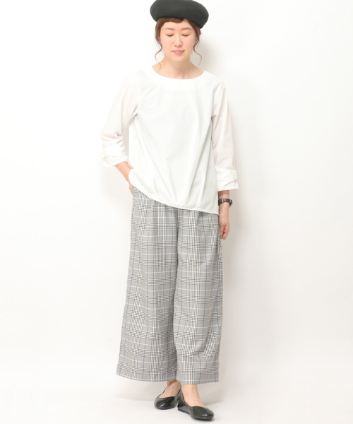 LBC（エルビーシー）の「フロントタックTブラウス      （シャツ/ブラウス・レディース・ホワイト/ブラック/ネイビー・MEDIUM/LARGE）」の10枚目の写真