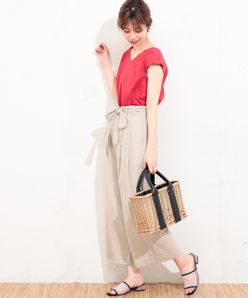 natural couture（ナチュラルクチュール）の「スカラップ麻ブラウス（シャツ/ブラウス・レディース・ブラック/ベージュ/レッド/ミント・FREE）」の14枚目の写真