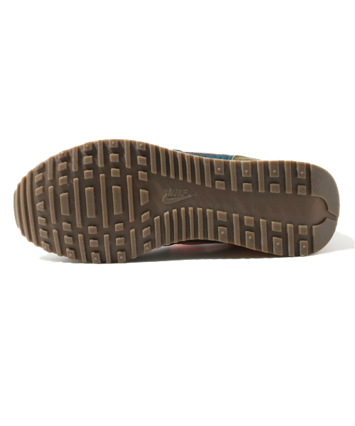 NIKE(ナイキ)の「ナイキ レトロランニング エア ボルテックス ビンテージ NIKE AIR VORTEX VNTG SU13(スニーカー・レディース・ホワイト/ライトパープル/ネイビー・24cm/24.5cm/26cm/26.5cm/27cm/27.5cm/28cm)」の5枚目の写真