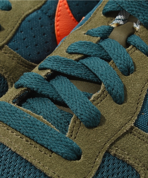 NIKE(ナイキ)の「ナイキ レトロランニング エア ボルテックス ビンテージ NIKE AIR VORTEX VNTG SU13(スニーカー・レディース・ホワイト/ライトパープル/ネイビー・24cm/24.5cm/26cm/26.5cm/27cm/27.5cm/28cm)」の9枚目の写真