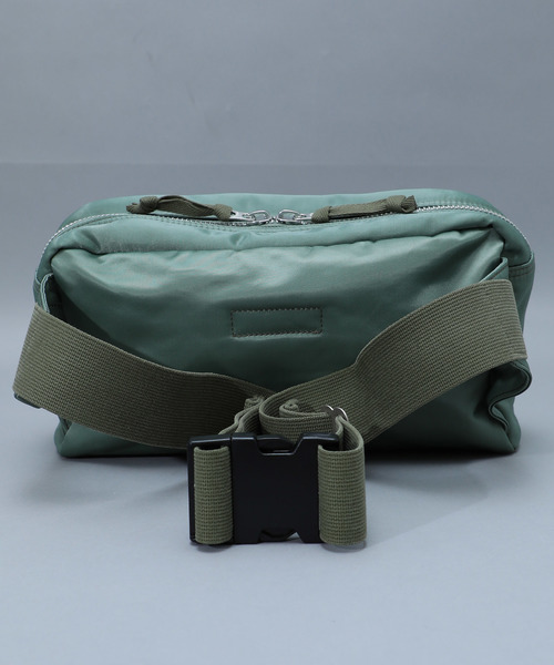 PORTER(ポーター)の「【PORTER】FADE WAIST BAG(ショルダーバッグ・メンズ・カーキ・FREE)」の8枚目の写真