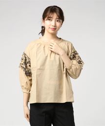 モチーフレースブラウス