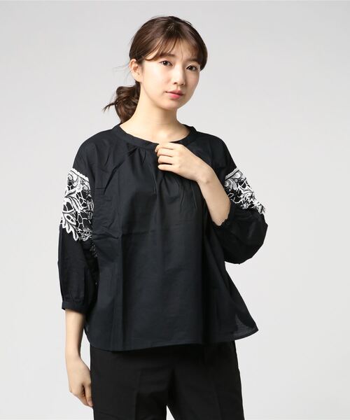 STYLEBLOCK（スタイルブロック）の「モチーフレースブラウス（シャツ/ブラウス・レディース・ホワイト/ブラック/ベージュ/カーキ/オレンジ・M）」の3枚目の写真