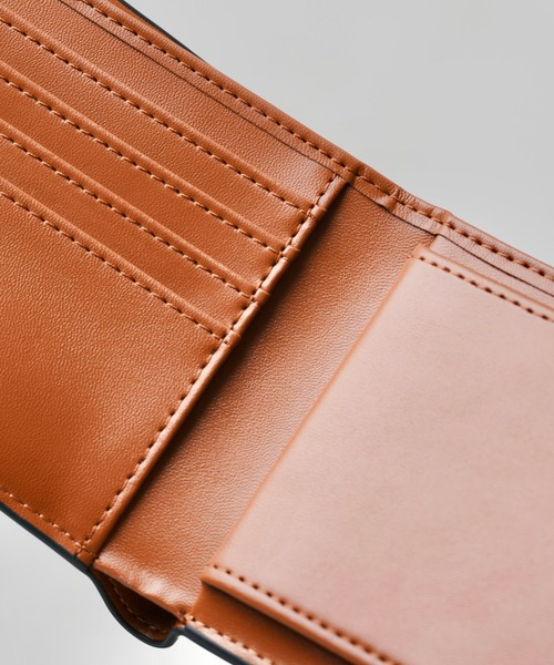 MURA（ムラ）の「コードバン調/カーボン レザー box型小銭入れ 二つ折り財布（財布・メンズ・ブラック/ダークブラウン/ネイビー/グリーン/ブラック系その他/ブルー系その他/キャメル/ワイン・FREE）」の16枚目の写真