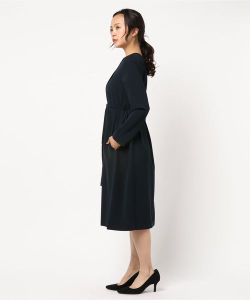 La TOTALITE（ラトータリテ）の「バイカラーワイドタックワンピース【手洗い可能】◆（ワンピース・レディース・ベージュ/ネイビー・FREE）」の6枚目の写真