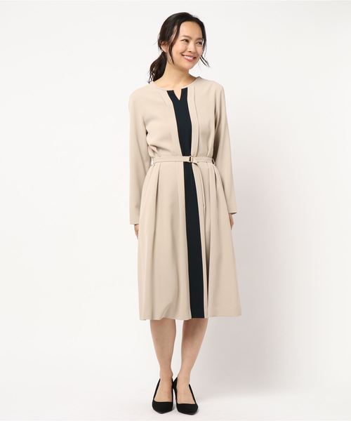 La TOTALITE（ラトータリテ）の「バイカラーワイドタックワンピース【手洗い可能】◆（ワンピース・レディース・ベージュ/ネイビー・FREE）」の3枚目の写真