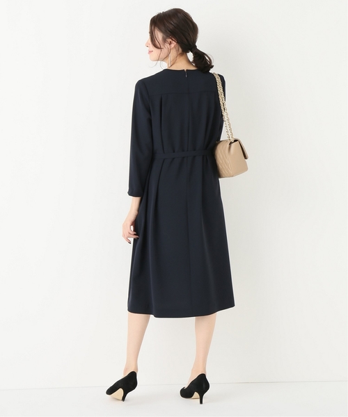 La TOTALITE（ラトータリテ）の「バイカラーワイドタックワンピース【手洗い可能】◆（ワンピース・レディース・ベージュ/ネイビー・FREE）」の7枚目の写真