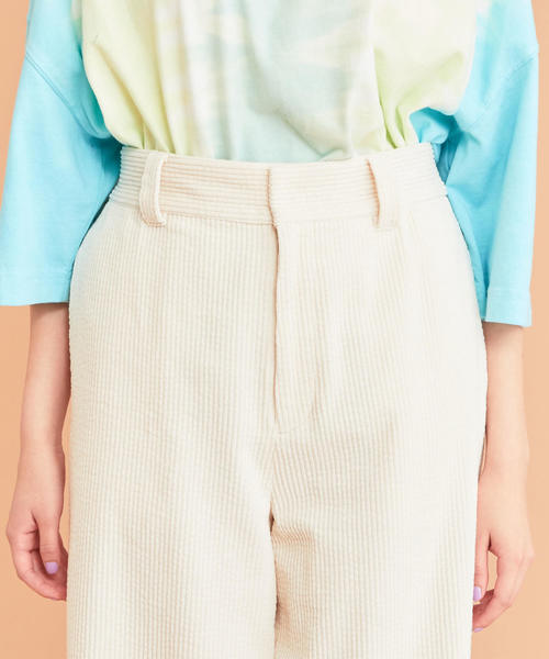 BEAUTY&YOUTH UNITED ARROWS（ビューティーアンドユースユナイテッドアローズ）の「BY∴ コーデュロイワイドパンツ -ウォッシャブル-о（その他パンツ・レディース・ライム/ライラック/オフホワイト・SMALL/MEDIUM）」の10枚目の写真
