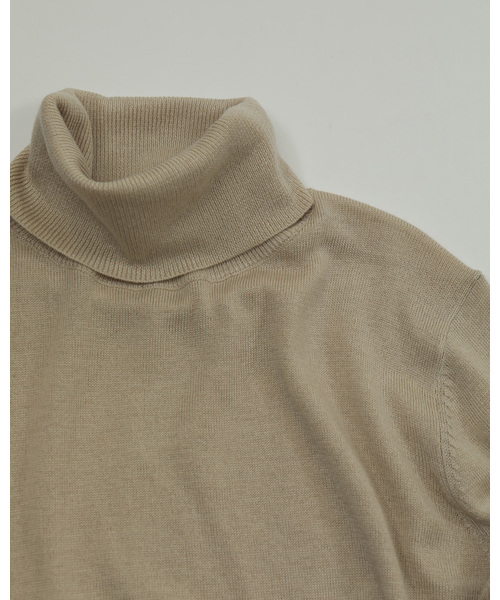 TODAYFUL（トゥデイフル）の「ハイゲージタートルニット（ニット/セーター・レディース・ホワイト/ナチュラル/オリーブ/イエロー・FREE）」の12枚目の写真