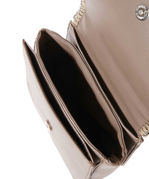 fifth(フィフス)の「フェイクレザーチェーンショルダーバッグ(ショルダーバッグ・レディース・ブラック/アイボリー/モカ・FREE)」の4枚目の写真