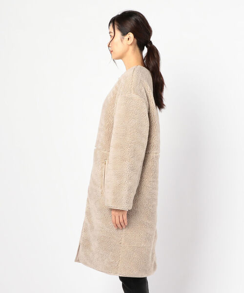 NOLLEY’S（ノーリーズ）の「リバーシブルボアコート（その他アウター・レディース・ベージュ/オフホワイト・38/36）」の4枚目の写真