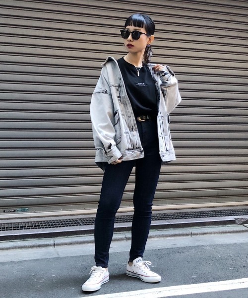 PAGEBOY(ページボーイ)の「ルーズロゴロンT(Tシャツ/カットソー・レディース・ブラック/ブラウン/オフホワイト/ブルー系その他・FREE)」の13枚目の写真