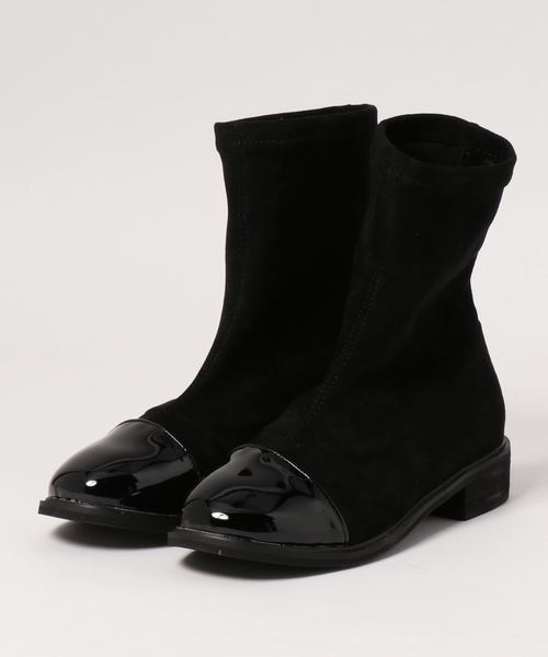 KOBE LETTUCE（コウベレタス）の「エナメル切替ラウンドトゥフラットショートブーツ（ブーツ・レディース・ブラウン/グレイッシュベージュ/ブラック・LL/S/M/L）」の10枚目の写真