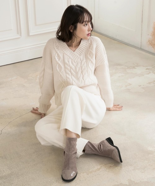 KOBE LETTUCE（コウベレタス）の「エナメル切替ラウンドトゥフラットショートブーツ（ブーツ・レディース・ブラウン/グレイッシュベージュ/ブラック・LL/S/M/L）」の12枚目の写真