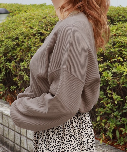 PairPair（ペアペア）の「ワッフルロゴ刺繍プルオーバー（Tシャツ/カットソー・レディース・ベージュ/ライトグリーン/モカ/ラベンダー・FREE）」の15枚目の写真