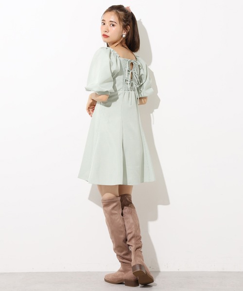 one after another NICE CLAUP(ワンアフターアナザーナイスクラップ)の「パフスリーブミニワンピース(ワンピース・レディース・チェック/ブラック/ブラウン/アイボリー・FREE)」の9枚目の写真