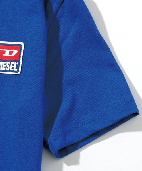 DIESEL（ディーゼル）の「DIESEL（ディーゼル）Kids & Junior 半袖Tシャツカットソー（Tシャツ/カットソー・キッズ・ブルー/ブラック/ホワイト/レッド・14Y/8Y/12Y/10Y/6Y/4Y/16Y）」の6枚目の写真