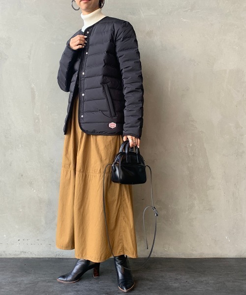 Vincent et Mireille（バンソンエミレイユ）の「[Vincent et Mireille/ヴァンソン エ ミレイユ] ステッチレスライトダウンカーディガン（ダウンジャケット/コート・レディース・ブラック/ベージュ・34/36/40/42）」の18枚目の写真