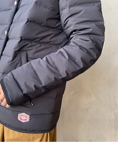 Vincent et Mireille（バンソンエミレイユ）の「[Vincent et Mireille/ヴァンソン エ ミレイユ] ステッチレスライトダウンカーディガン（ダウンジャケット/コート・レディース・ブラック/ベージュ・34/36/40/42）」の10枚目の写真