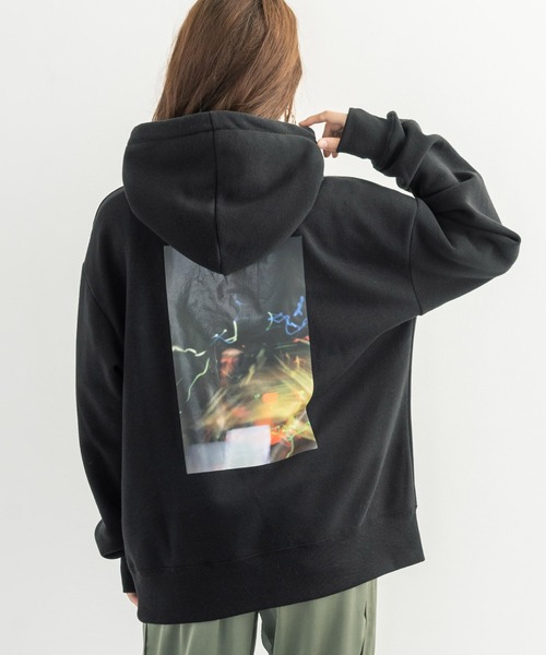 セール 裏起毛 イラストプリント オーバーサイズプルオーバーパーカー パーカー Rocky Monroe ロッキーモンロー のファッション通販 Zozotown