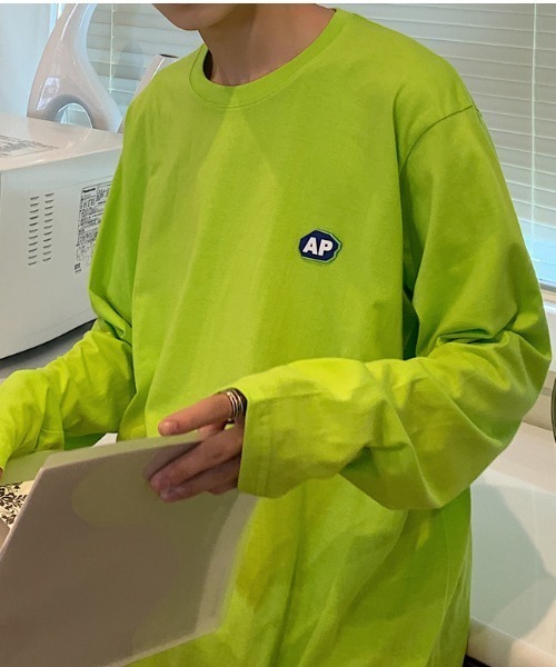 MGV(エムジーヴィー)の「オーバーサイズワンポイントロンT(Tシャツ/カットソー・メンズ・ホワイト/ブラック/ライム/ブルー・MEDIUM/LARGE/X-LARGE)」の8枚目の写真