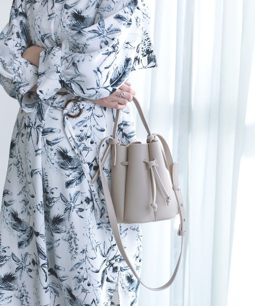 Bou Jeloud（ブージュルード）の「ラウンドフラワー２ｗａｙBAG（ショルダーバッグ・レディース・ブラック/グリーン/ホワイト系その他・FREE）」の3枚目の写真