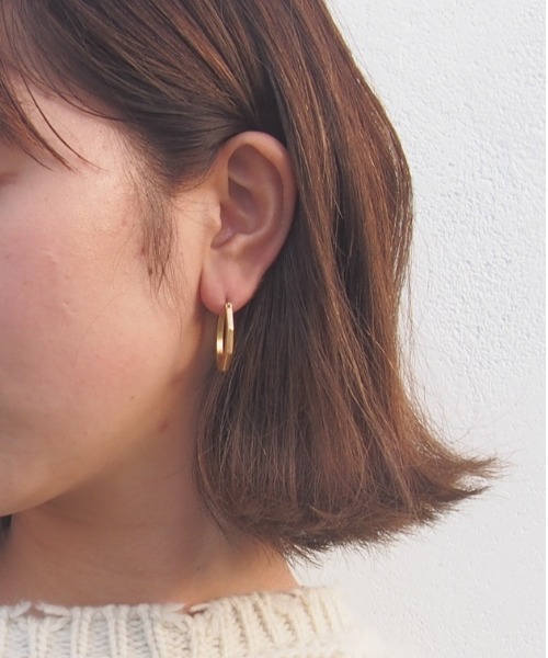 mille blanc(ミルブラン)の「マットメタルピアス(ピアス(片耳用)・レディース・シルバー系その他/ゴールド系その他/ゴールド/シルバー・FREE)」の6枚目の写真