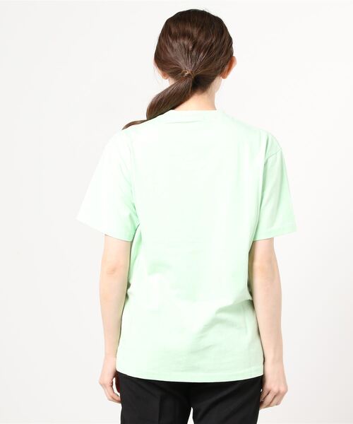 UGG（アグ）の「UGG@mos ロゴ刺繍 Tシャツ（Tシャツ/カットソー・レディース・ホワイト/グリーン/ブルー/ブラック/オレンジ/ベージュ/レッド・L/XL/M）」の9枚目の写真