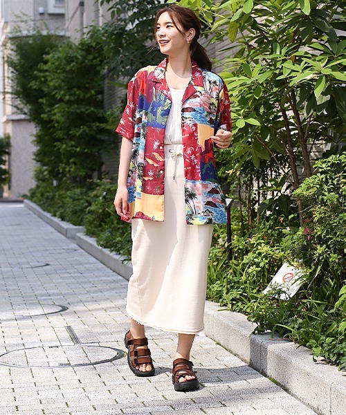 チチカカ（チチカカ）の「【ユニセックス】パッチワークアロハシャツ（シャツ/ブラウス・レディース・レッド/ネイビー・MEDIUM/LARGE）」の6枚目の写真