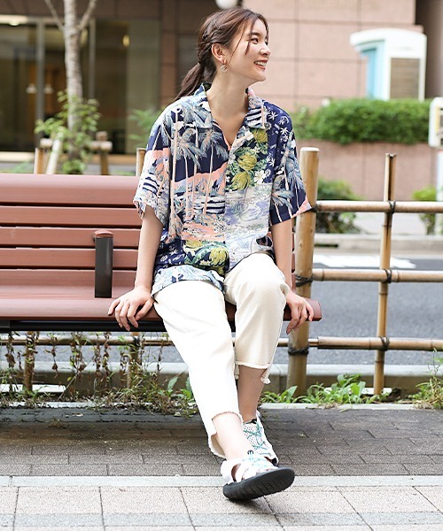 チチカカ（チチカカ）の「【ユニセックス】パッチワークアロハシャツ（シャツ/ブラウス・レディース・レッド/ネイビー・MEDIUM/LARGE）」の8枚目の写真