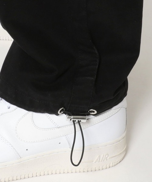LUSOR（ルーソル）の「LUSOR（ルーソル）サテンストレッチカーゴパンツ（カーゴパンツ・メンズ・ブラック/ホワイト・MEDIUM/LARGE/SMALL）」の9枚目の写真