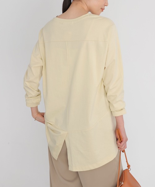 AMERICAN HOLIC(アメリカンホリック)の「バックスリットカットチュニック(Tシャツ/カットソー・レディース・ライトピンク/ブラック/ライトイエロー/オフホワイト・FREE)」の3枚目の写真