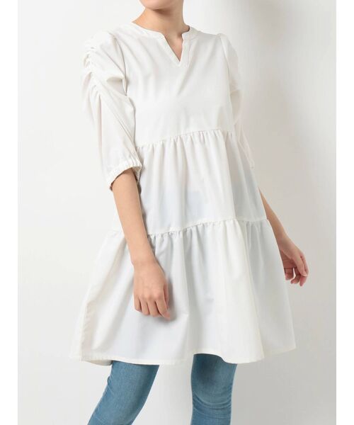 dazzlin（ダズリン）の「ティアードフレアシャツチュニック（チュニック・レディース・オフホワイト/ベージュ/ブルー・FREE）」の20枚目の写真