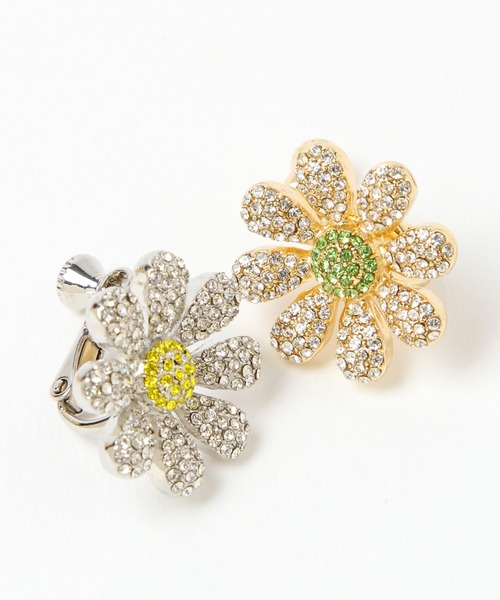 Enasoluna(エナソルーナ)の「【Enasoluna(エナソルーナ)】コラボフラワーストーンイヤリング(イヤリング・レディース・イエロー/グリーン・0)」の8枚目の写真