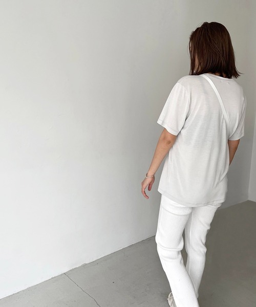 CANAL JEAN（キャナルジーン）の「via j(ヴィアジェイ) モダール半袖Tシャツ（Tシャツ/カットソー・レディース・ライトグレー/ブラック/アイボリー・ONE SIZE）」の11枚目の写真