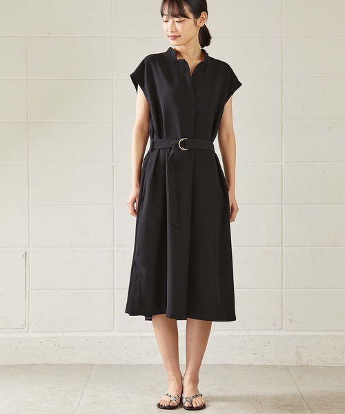 OUVRAGE CLASSE（ウヴラージュクラス）の「ベルト付きフレンチスリーブワンピース【オンラインストア限定アイテム】（ワンピース・レディース・ブラック/グレイッシュベージュ・FREE）」の15枚目の写真