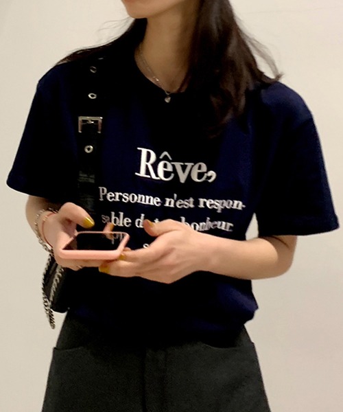 SMILE ORCHID(スマイルオーキッド)の「刺繍ロゴTシャツ(Tシャツ/カットソー・レディース・ホワイト/ベージュ/ネイビー・FREE)」の1枚目の写真