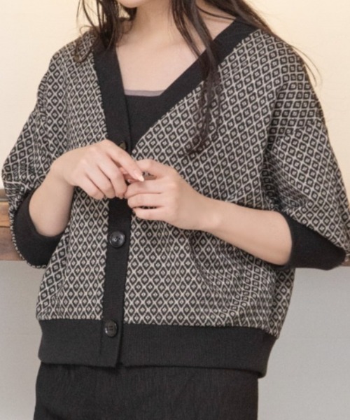 Mysa&Liina(ミーサリーナ)の「前後2WAY柄トップス(Tシャツ/カットソー・レディース・ブラック/アイボリー・M/L)」の20枚目の写真