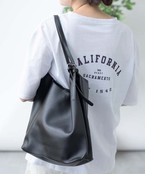 SETUP7（セットアップセブン）の「【SETUP7】PUレザーショルダー ポーチ付 KNF（ショルダーバッグ・レディース・ブラック/ベージュ/ブラウン・FREE）」の6枚目の写真