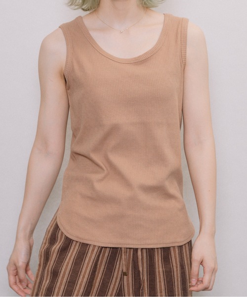 refinedworks（リファインドワークス）の「針抜きテレコ両面タンク（タンクトップ・レディース・ベージュ/ブラック/オフホワイト/グリーン・FREE）」の6枚目の写真