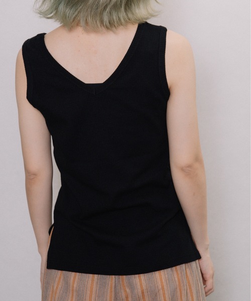 refinedworks（リファインドワークス）の「針抜きテレコ両面タンク（タンクトップ・レディース・ベージュ/ブラック/オフホワイト/グリーン・FREE）」の19枚目の写真