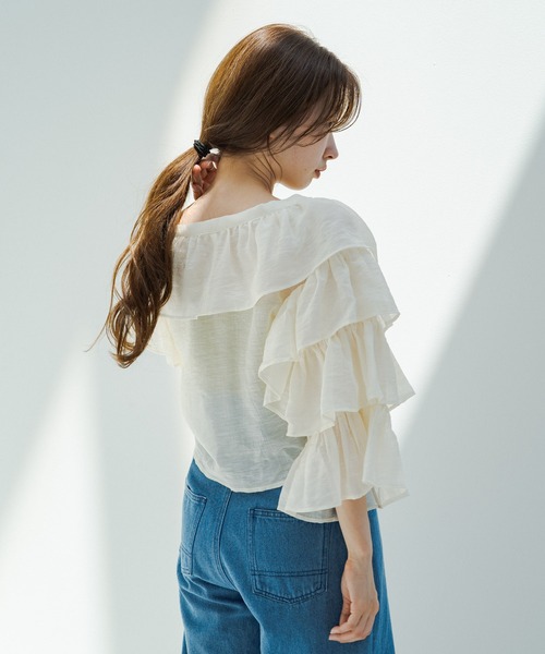 Kastane(カスタネ)の「袖フリル編み上げボレロ(シャツ/ブラウス・レディース・オフホワイト/オレンジ・FREE)」の6枚目の写真