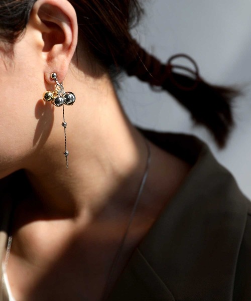 antiqua（アンティカ）の「メタルボールイヤリング（イヤリング・レディース・シルバー/ゴールド・FREE）」の3枚目の写真